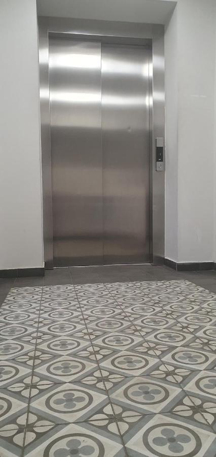 דירות Unique Cosy Flat In Krakow Old Town מראה חיצוני תמונה